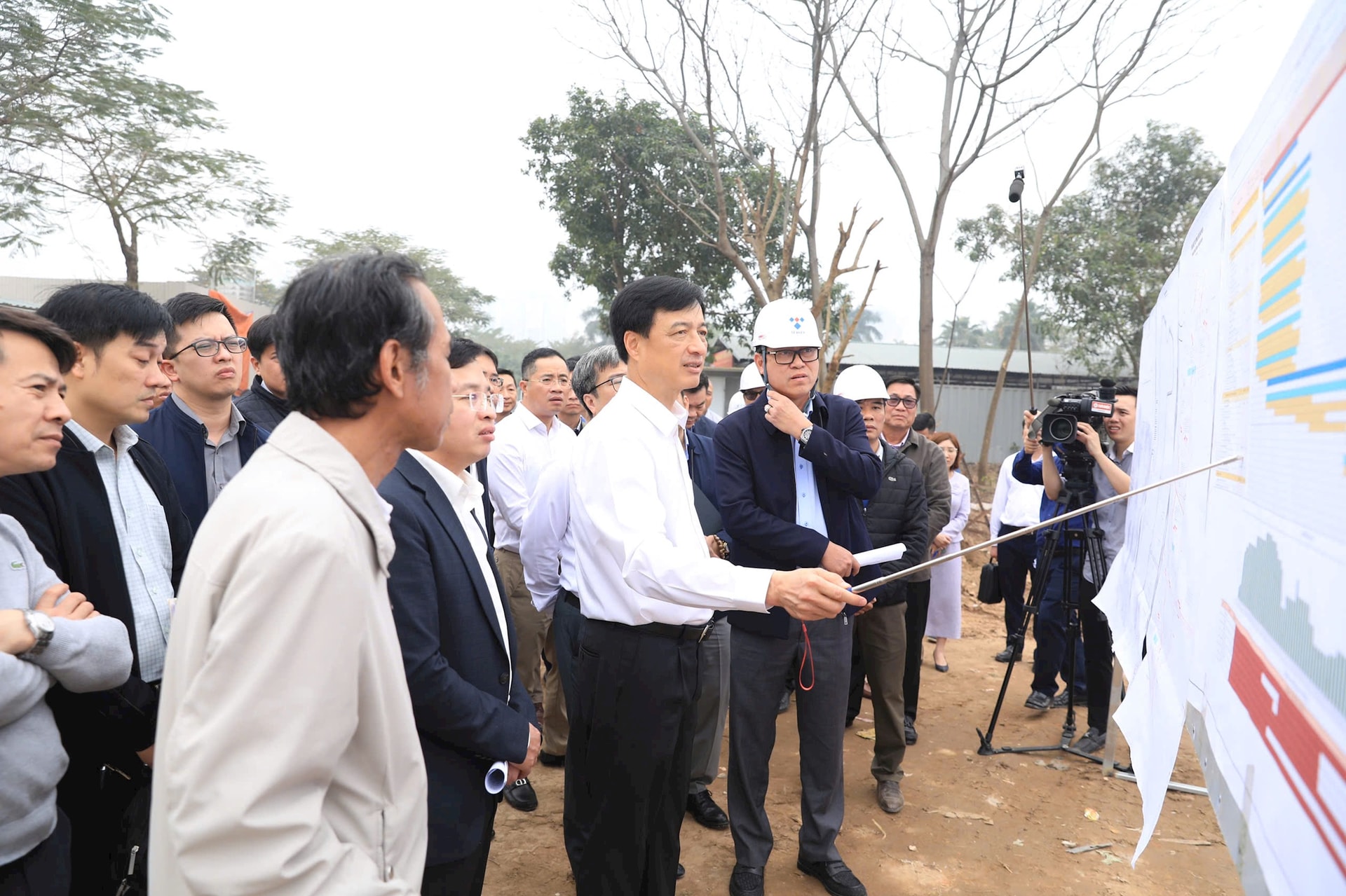 Bí thư Hà Nội yêu cầu xử lý nhà siêu mỏng, siêu méo sau giải phóng mặt bằng 3 bí thư - Ảnh 3.