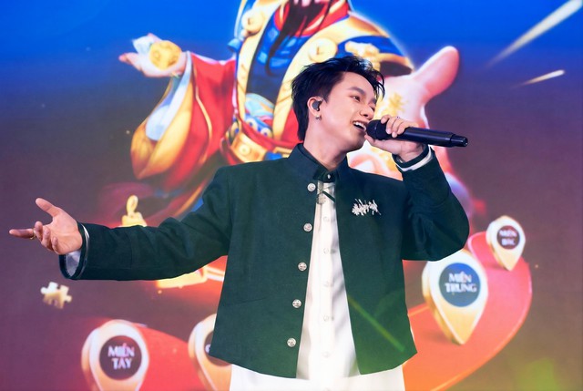 Vui như Tết cùng Isaac, Bùi Công Nam tại chuỗi Tọa độ Tích lộc xuyên Việt 2026 4 Vui như Tết cùng Isaac, Bùi Công Nam tại chuỗi Tọa độ Tích lộc xuyên Việt 2026 - Ảnh 4.