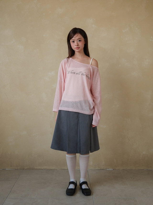 Áo sheer phối ngoài áo hai dây, tôn nét quyến rũ đầy kín đáo- Ảnh 4.