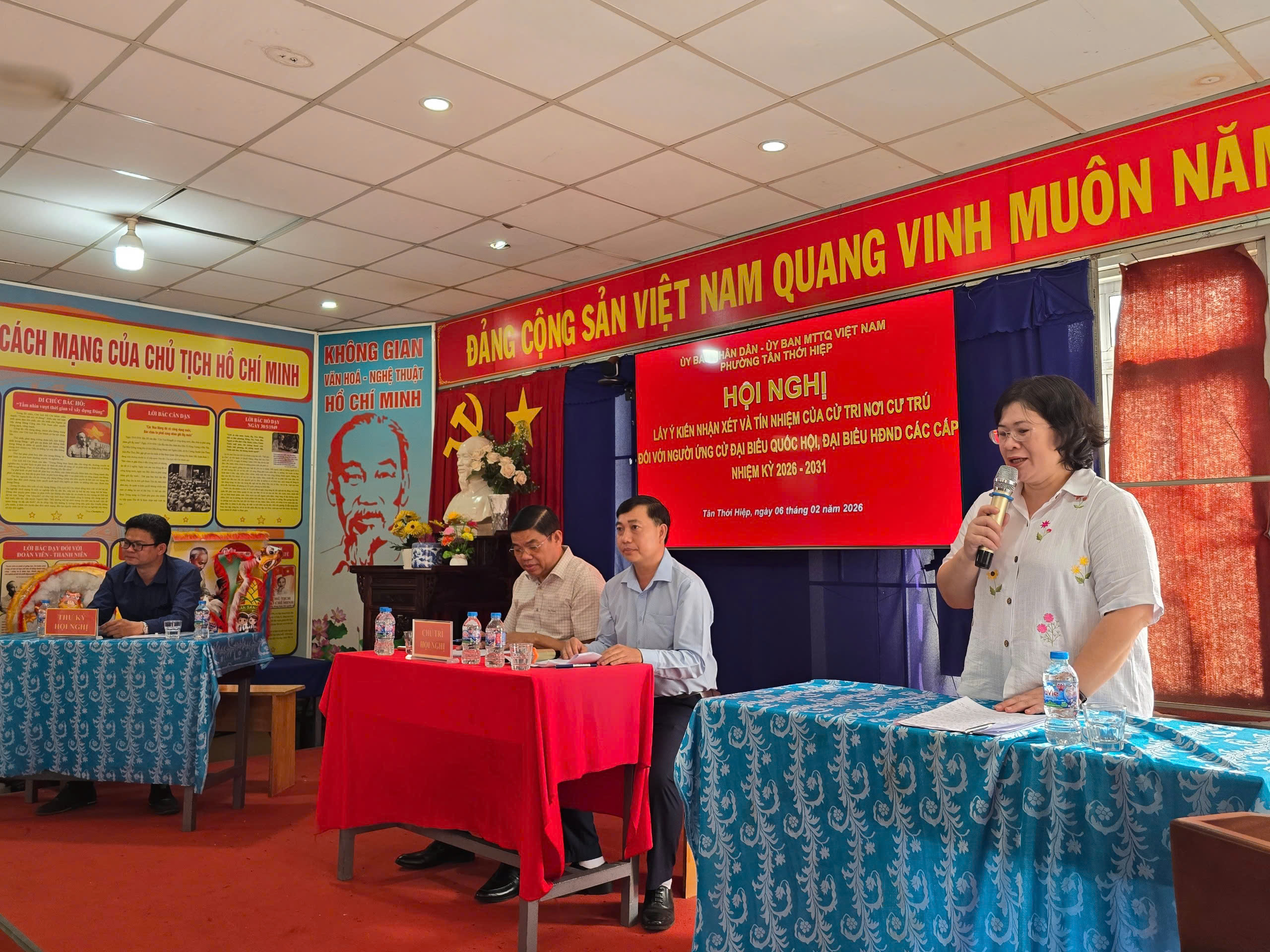 Thể hiện trách nhiệm của người đại biểu nhân dân - Ảnh 2.