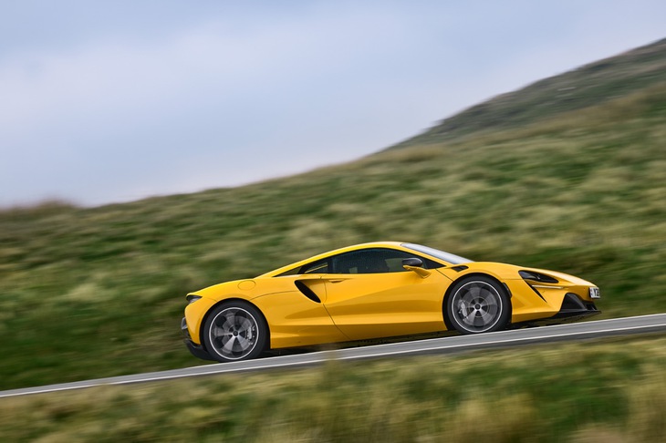 xe hybrid - Ảnh 2.