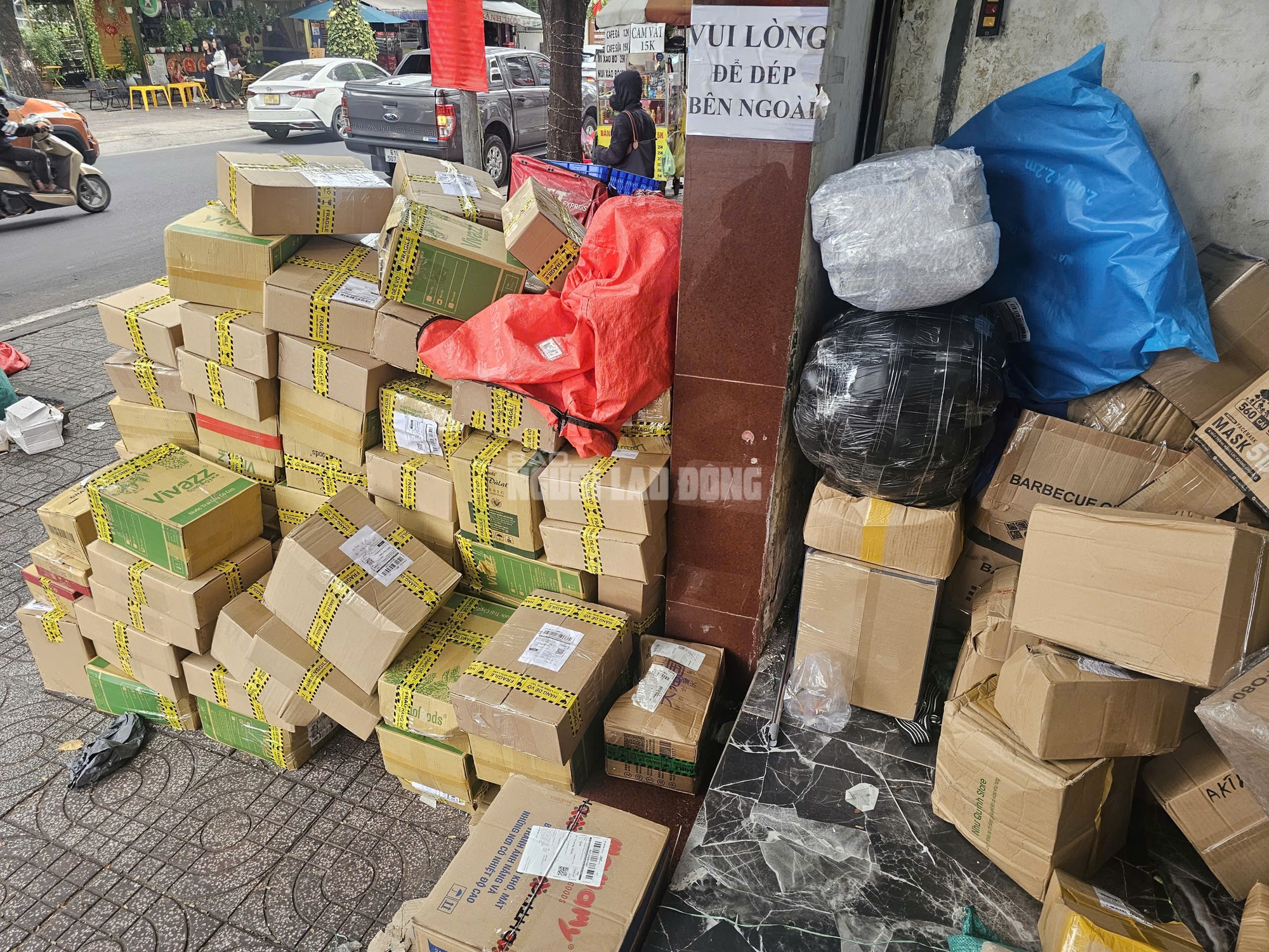 Những lưu ý quan trọng khi mua hàng online và gửi chuyển phát nhanh Tết 2026 - Ảnh 3.