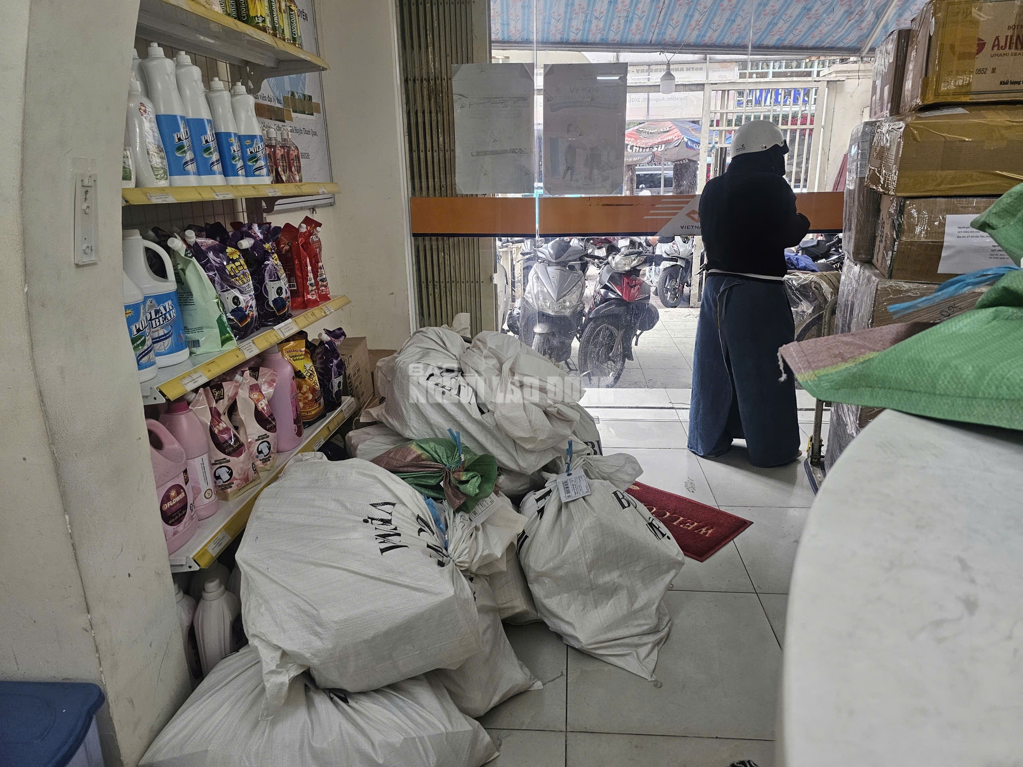 Những lưu ý quan trọng khi mua hàng online và gửi chuyển phát nhanh Tết 2026 - Ảnh 4.