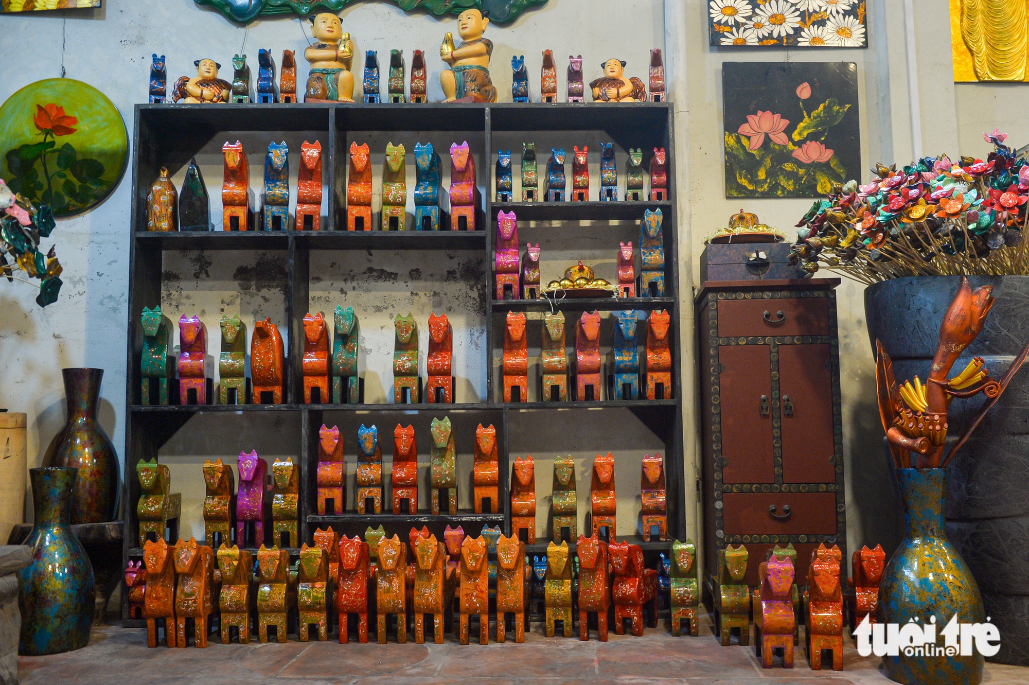 ngựa gỗ sơn mài - Ảnh 4.