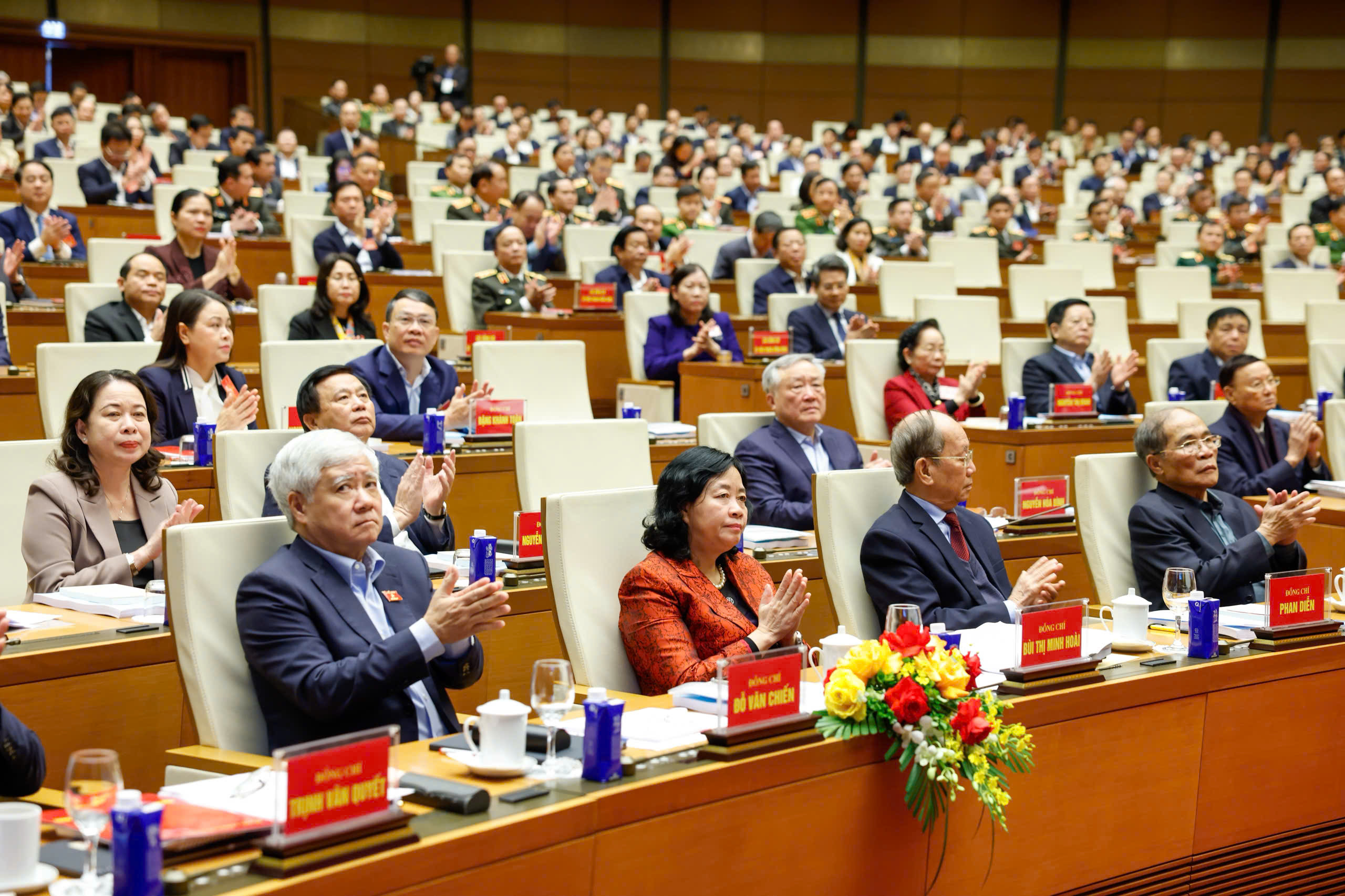 Lê Minh Hưng - Ảnh 2.