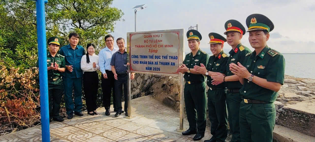 Thắm tình quân dân tại xã đảo Thạnh An dịp Tết Bính Ngọ 2026 - Ảnh 10.