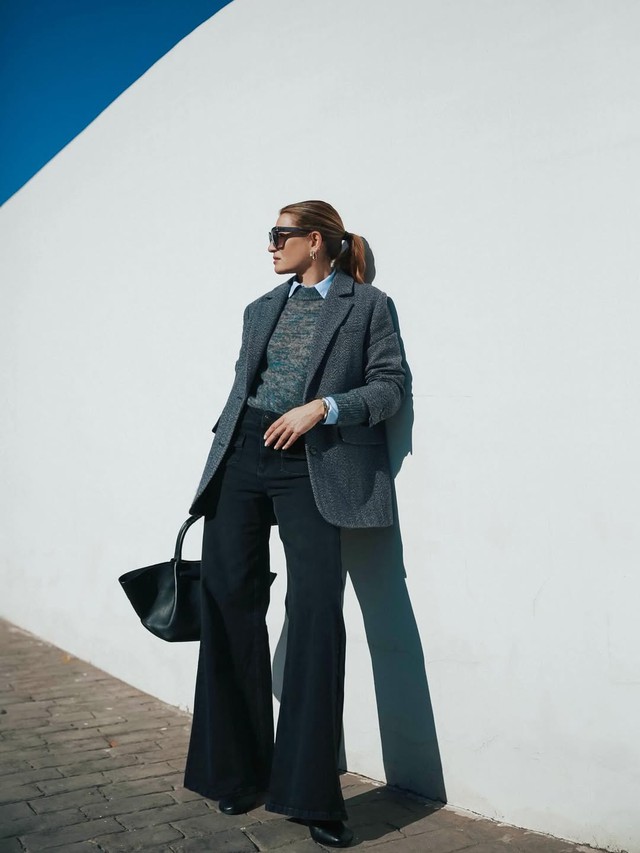 Ngày nào cũng đẹp khi diện quần jeans, sơ mi và blazer- Ảnh 3.