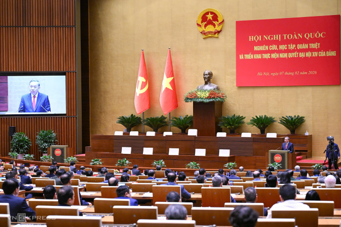 Đại biểu dự hội nghị quán triệt Nghị quyết Đại hội Đảng XIV tại điểm cầu Hội trường Diên Hồng, Nhà Quốc hội, chiều 7/2. Ảnh: Giang Huy