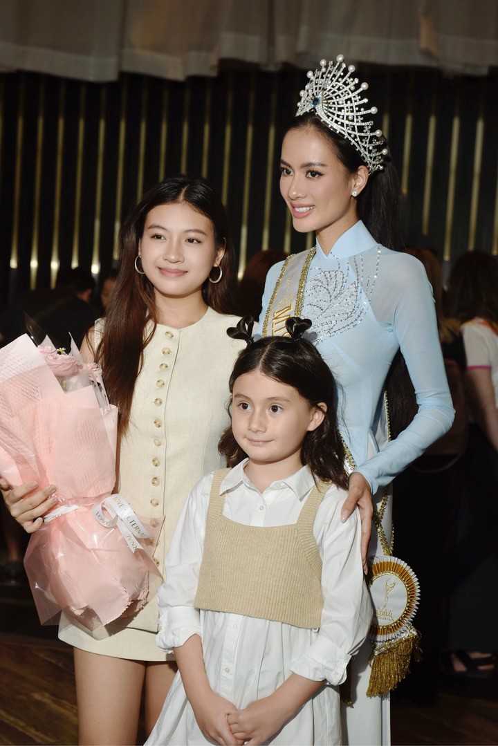 Hoa hậu đóng phim Tết của Trường Giang: Làm mẹ đơn thân, từng đăng quang quốc tế - 10