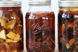 Nghi ngộ độc rượu ngâm ở Đồng Tháp khiến 2 người tử vong, Bộ Y tế vào cuộc