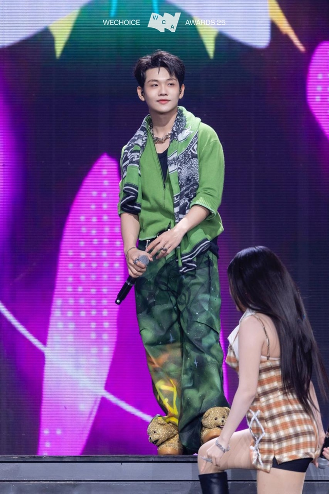 Đội hình Anh Trai - Em Xinh hot nhất “phá đảo” Gala WeChoice Awards 2025: Hát hay nhảy đẹp, visual quá “peak”!- Ảnh 6.