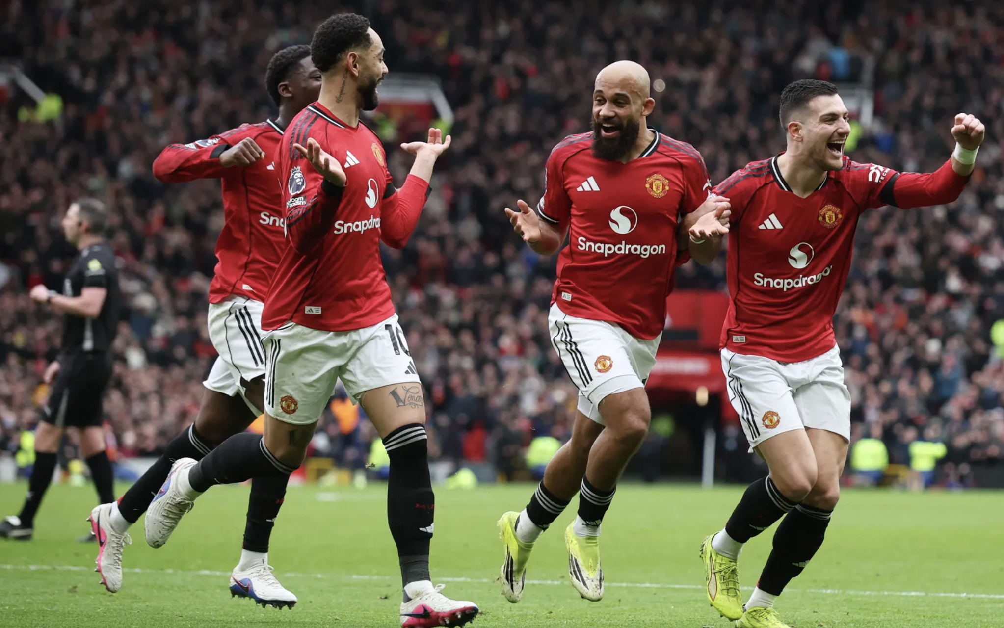 Quật ngã Tottenham, Man United bay cao Top 4 Ngoại hạng - Ảnh 6.