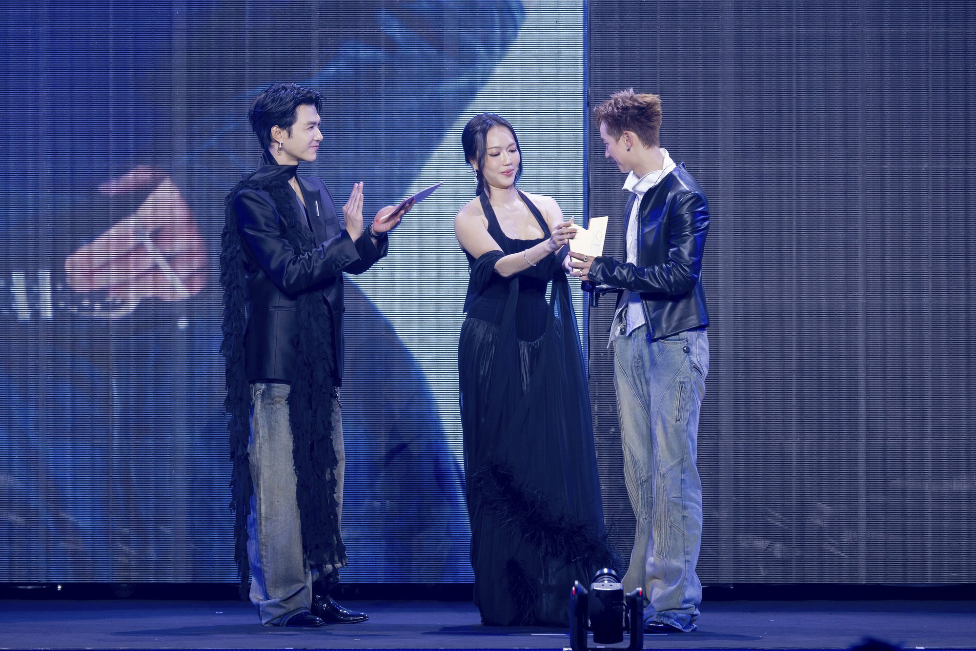 Cuộc tranh tài sát sao nhất WeChoice Awards 2025 đã có kết quả!- Ảnh 3.