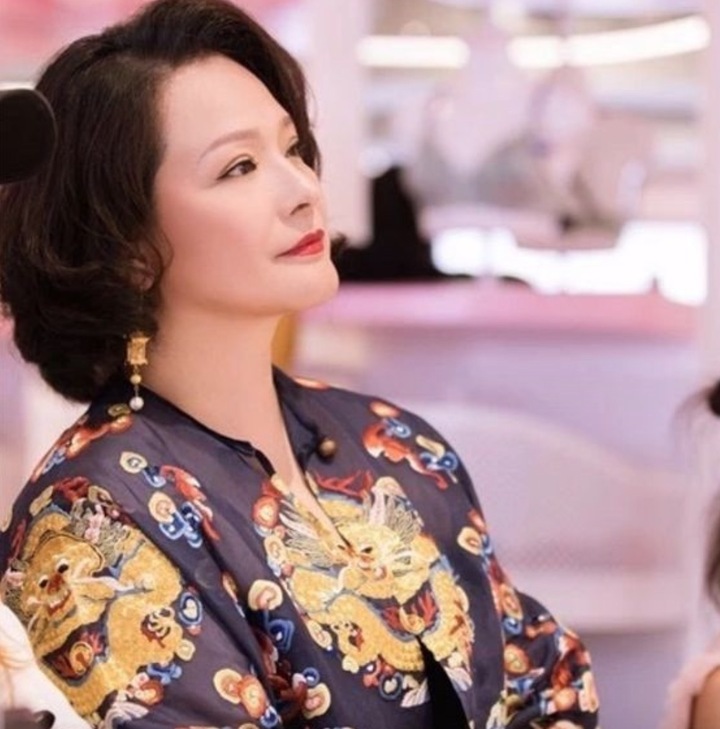 Công chúa đẹp nhất Tây du ký: Từng học thiết kế, giờ là 