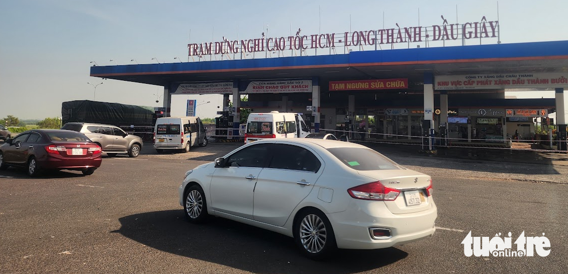 Đứt gãy xăng dầu trên cao tốc: Tòa khẳng định thẩm quyền cấp phép thuộc Đồng Nai - Ảnh 2.