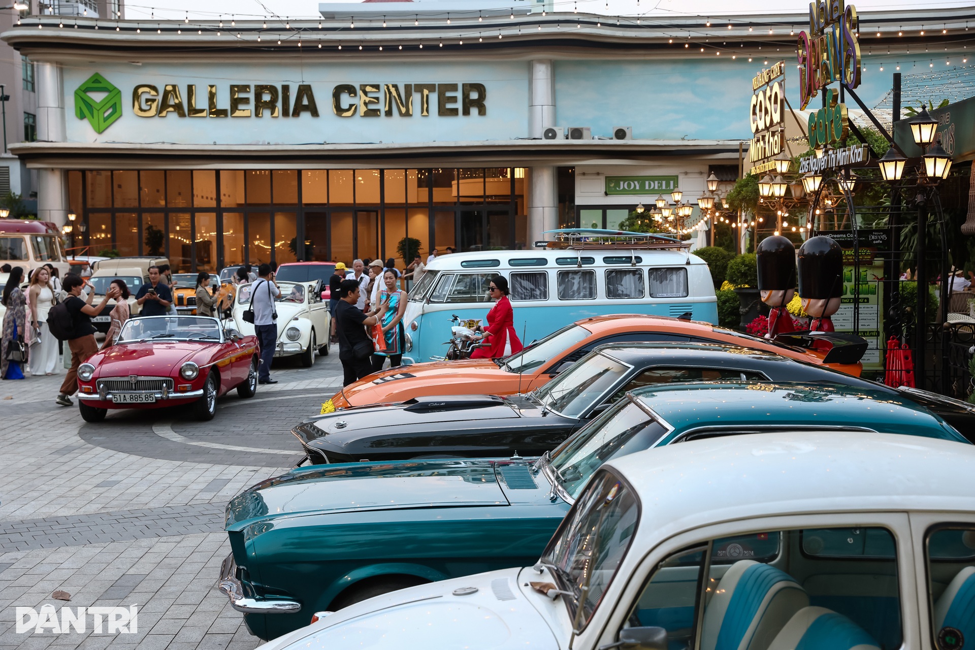 TPHCM rộn ràng không khí Tết với buổi giao lưu xe cổ một thời vang bóng - 16