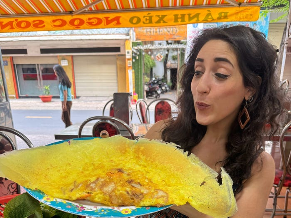 Khách Tây khen nức nở món ăn Việt, quay lại 3 lần trong năm - 2