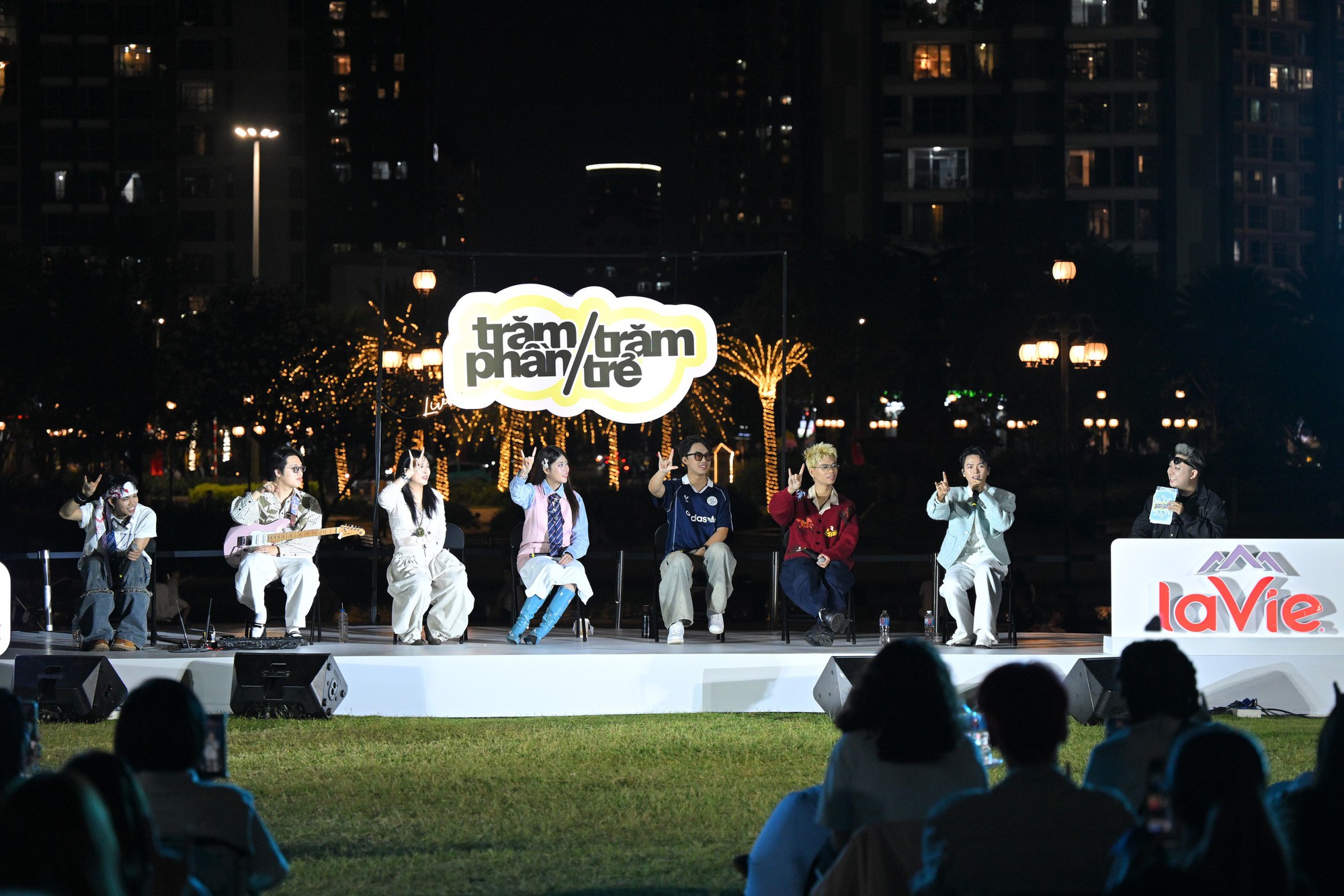 Đại sứ Chút Yên Bùi Công Nam cùng các giọng ca Gen Z cực hot mang “Chút Yên” đến Thế hệ Trăm Phần Trăm Trẻ- Ảnh 4.