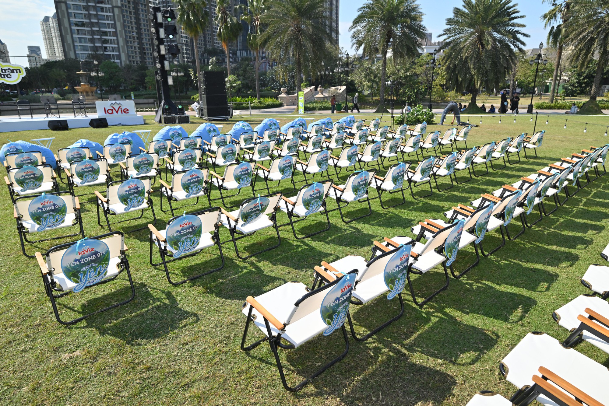 Đại sứ Chút Yên Bùi Công Nam cùng các giọng ca Gen Z cực hot mang “Chút Yên” đến Thế hệ Trăm Phần Trăm Trẻ- Ảnh 9.