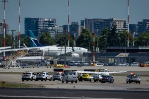 Canada: Bắt đối tượng nghi cướp máy bay, làm tê liệt sân bay Vancouver