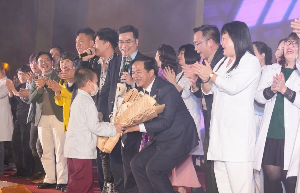 Bệnh viện tổ chức Xuân yêu thương, đêm nhạc cho bệnh nhân dịp Tết - 3