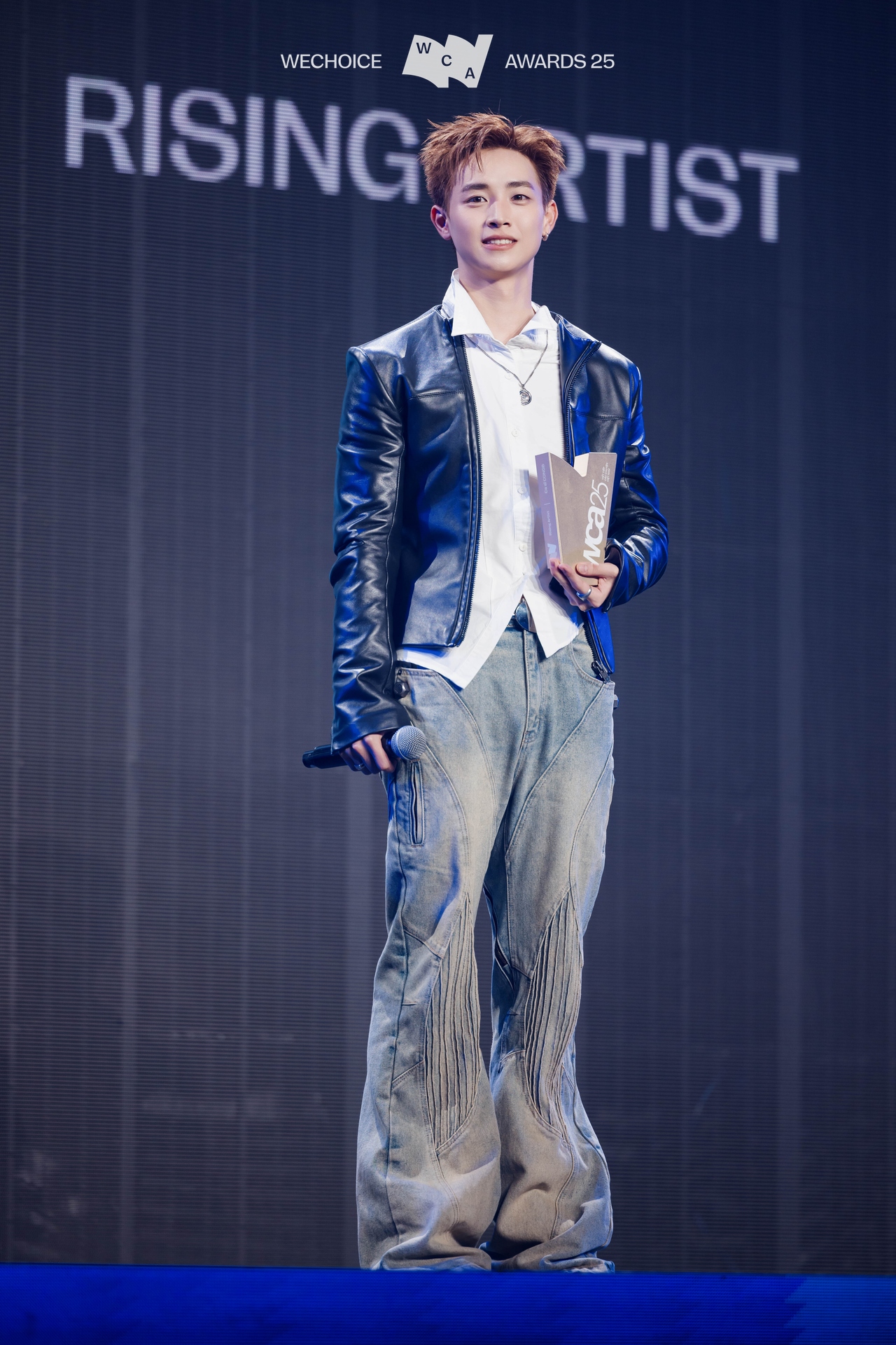 Trọn bộ visual của trai đẹp CONGB tại WeChoice Awards 2025: Chỉ 1 từ quá 