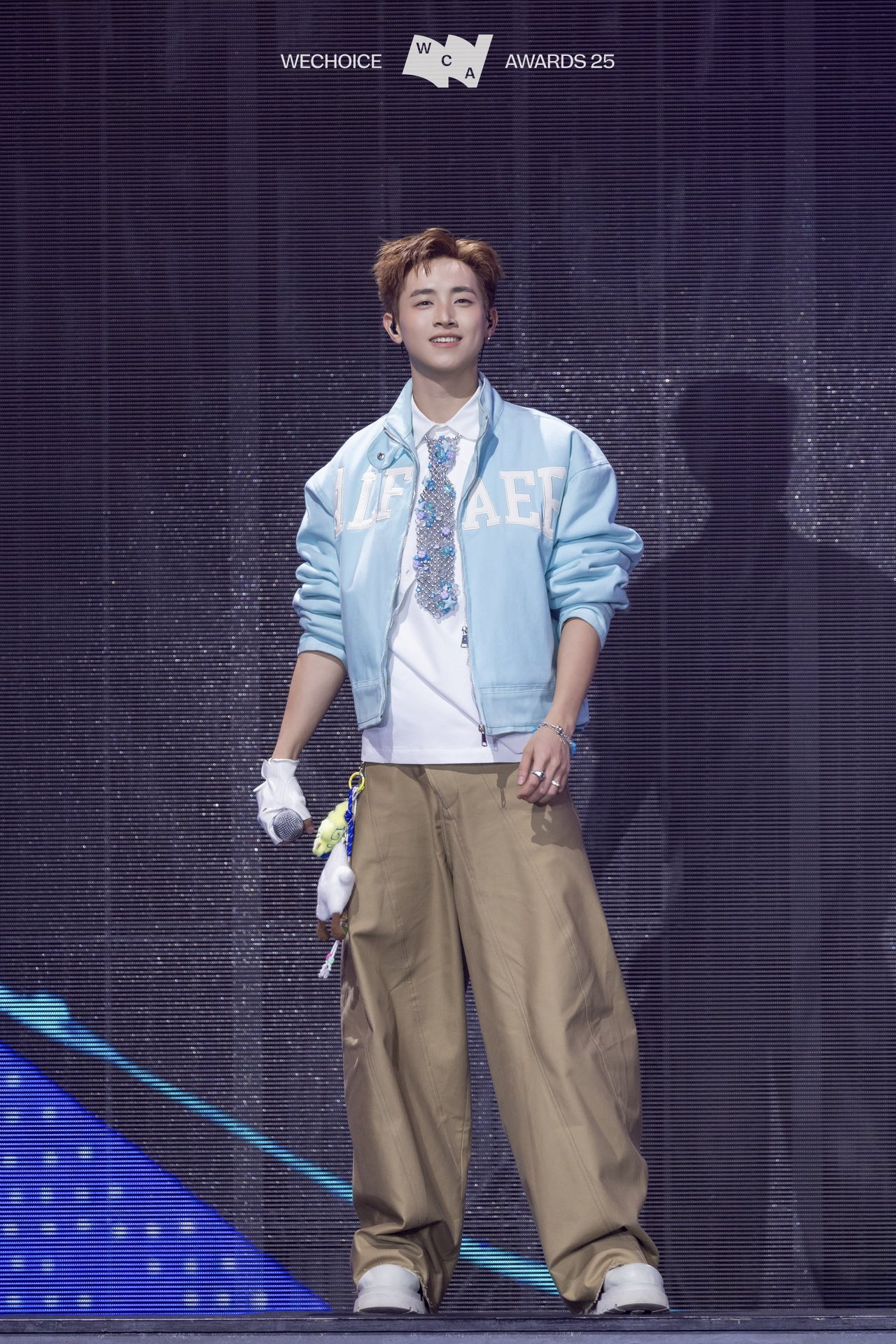 Từ ngôi sao vô danh đến Rising Artist của WeChoice Awards, nam tân binh hot nhất Vbiz đã “đủ nắng” để nở rộ sau 2 năm!- Ảnh 4.