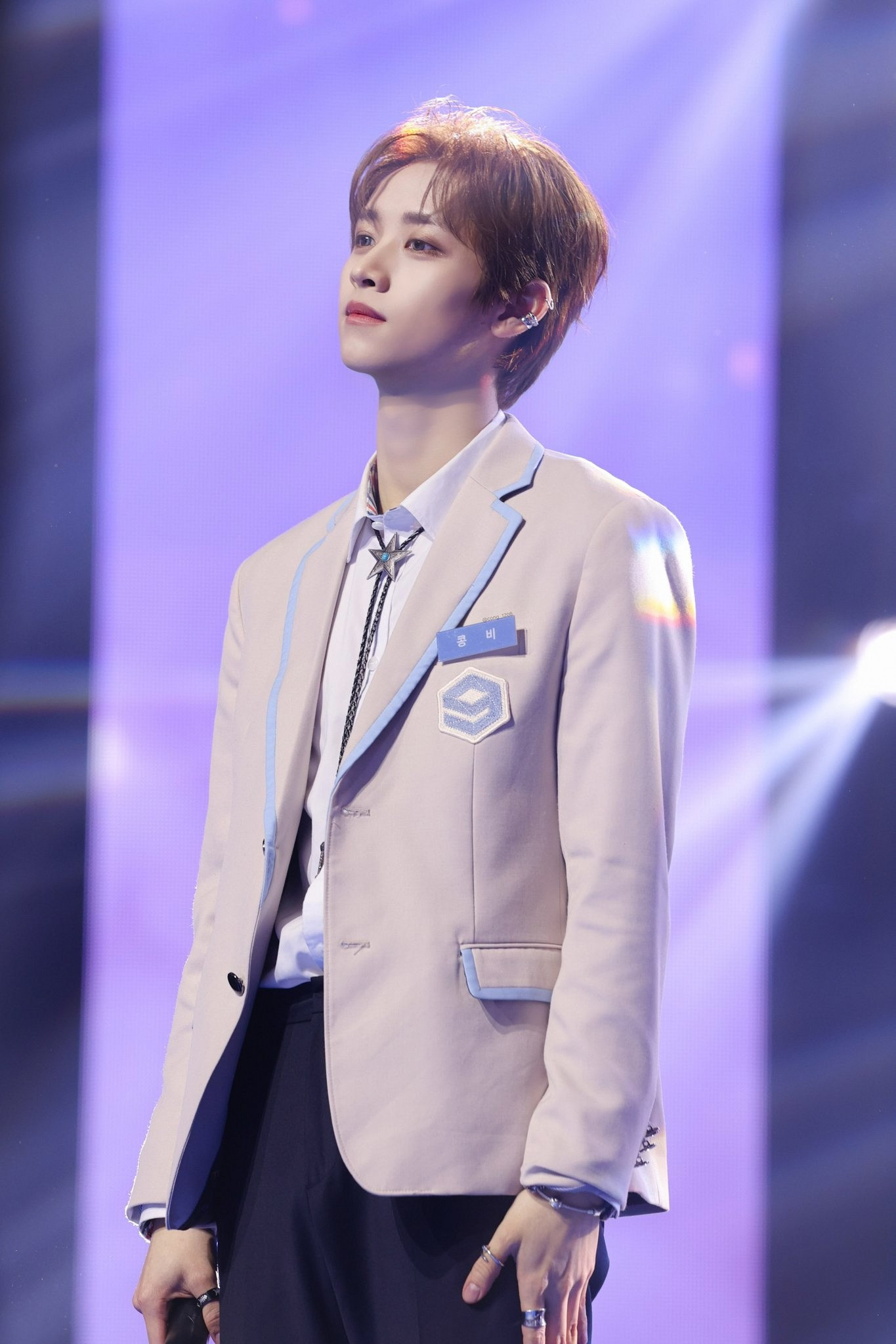 Từ ngôi sao vô danh đến Rising Artist của WeChoice Awards, nam tân binh hot nhất Vbiz đã “đủ nắng” để nở rộ sau 2 năm!- Ảnh 5.