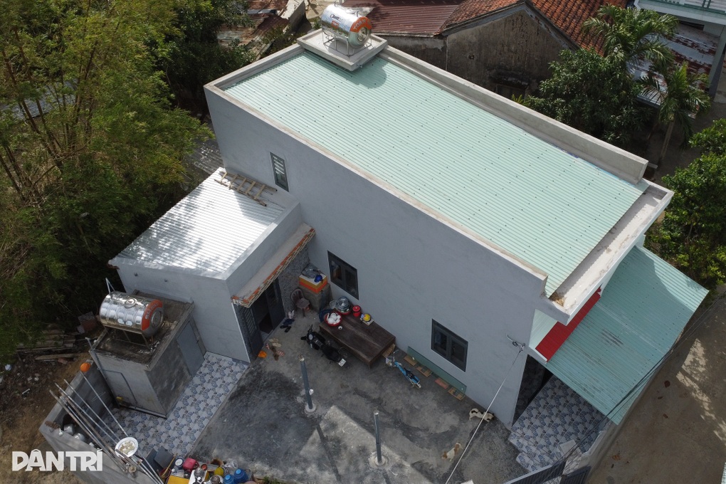 Từ cơn lũ hoang tàn đến mái ấm kiên cố nhờ tấm lòng bạn đọc - 2