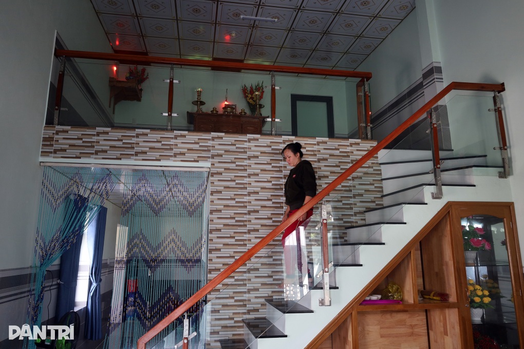 Từ cơn lũ hoang tàn đến mái ấm kiên cố nhờ tấm lòng bạn đọc - 3