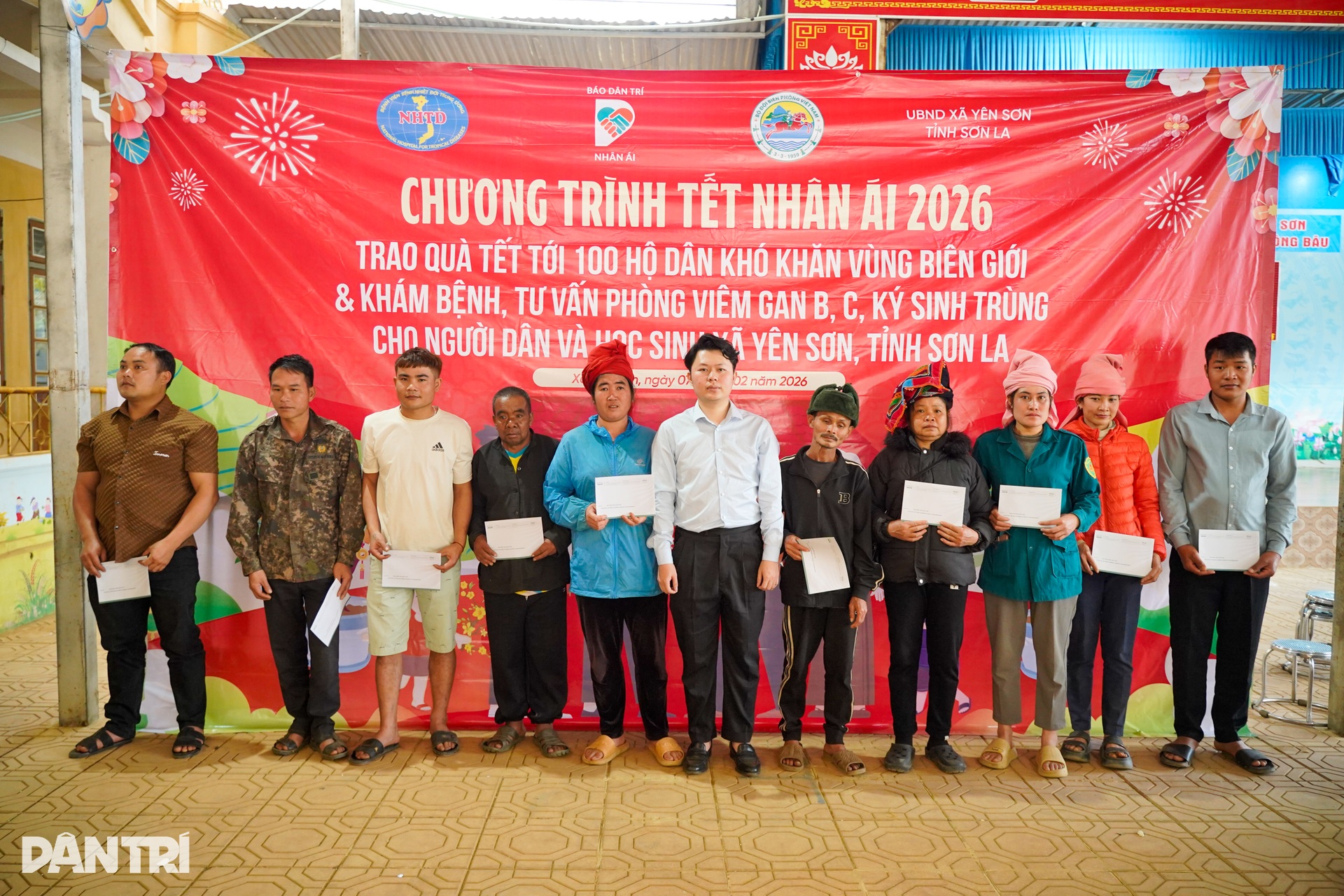 Tết Nhân ái 2026 đến với bà con vùng biên cương Sơn La - 3