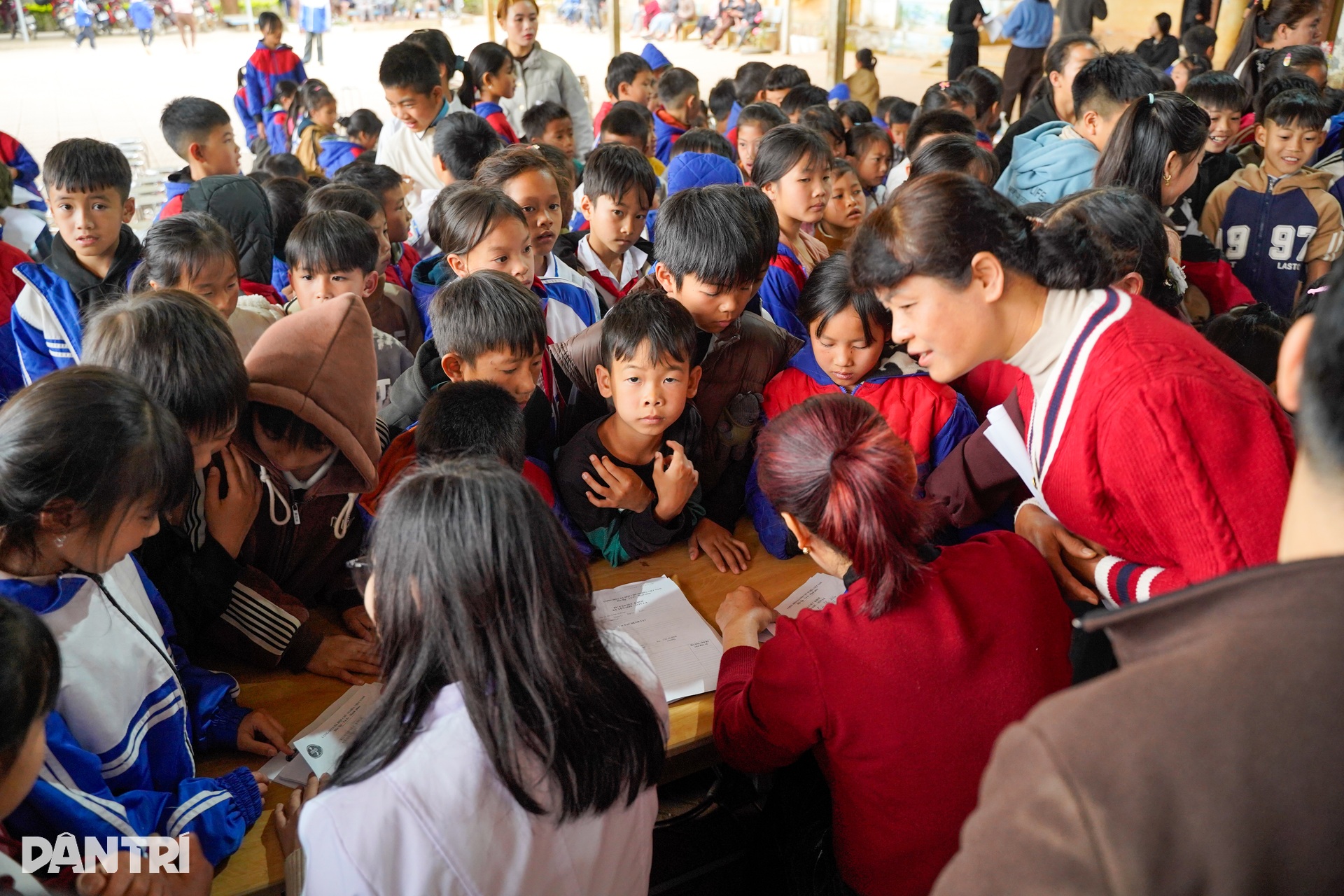 Tết Nhân ái 2026 đến với bà con vùng biên cương Sơn La - 4