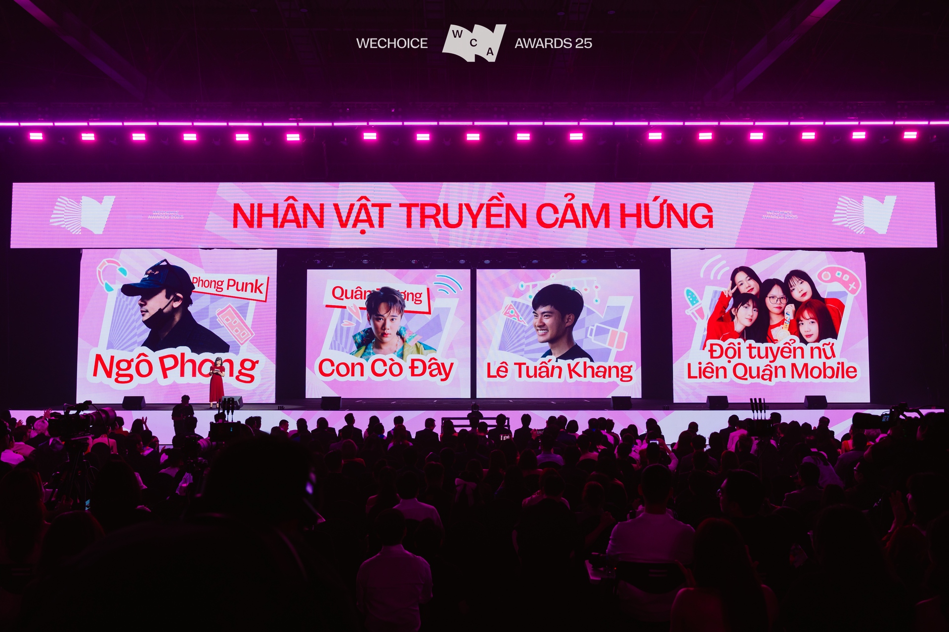 Trọn vẹn trường đoạn xúc động nhất tại Gala WeChoice 2025: Lần đầu tiên, câu chuyện của 21 đề cử Truyền cảm hứng được kể theo cách này!- Ảnh 5.