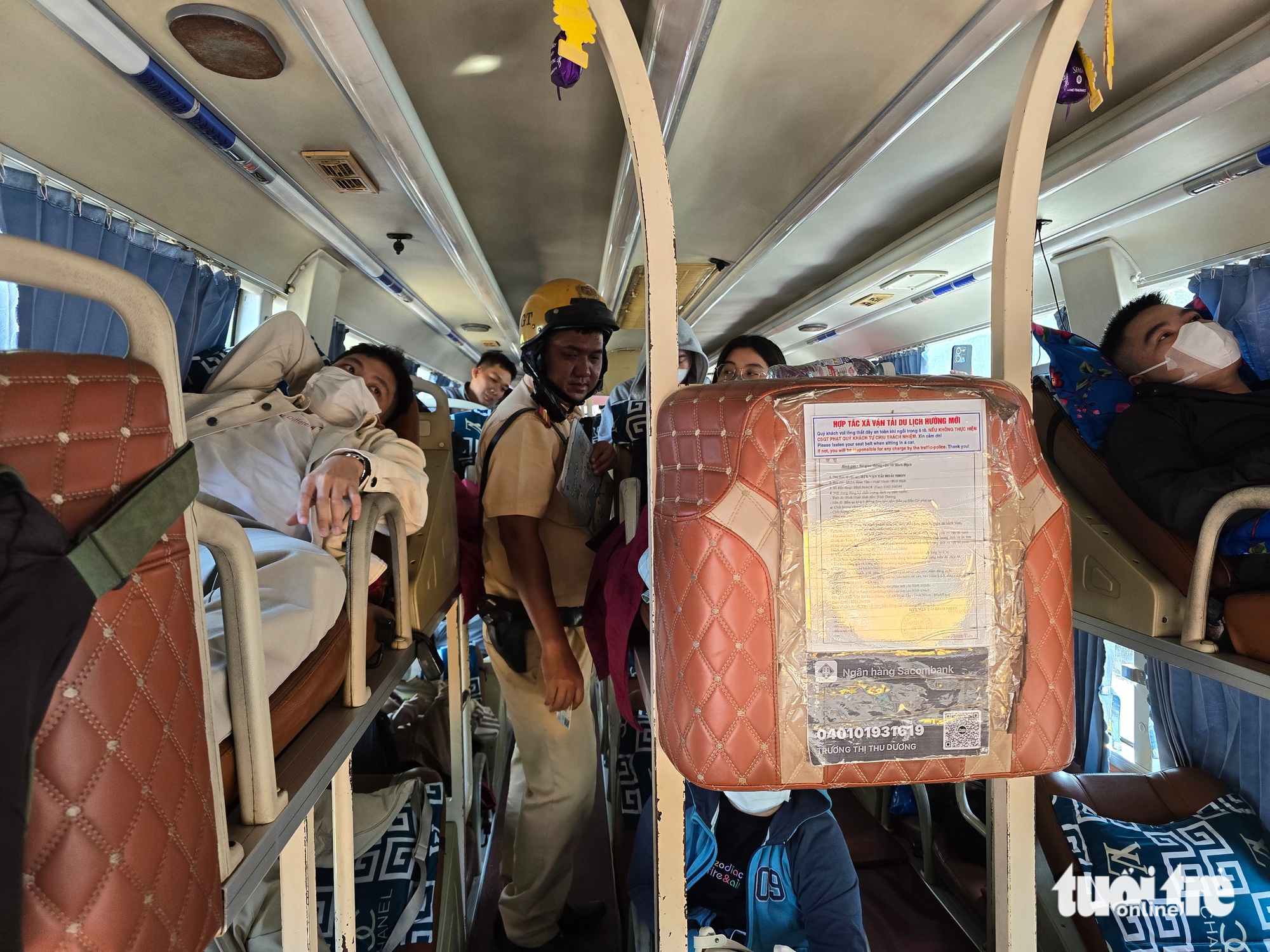 xe khách - Ảnh 7.