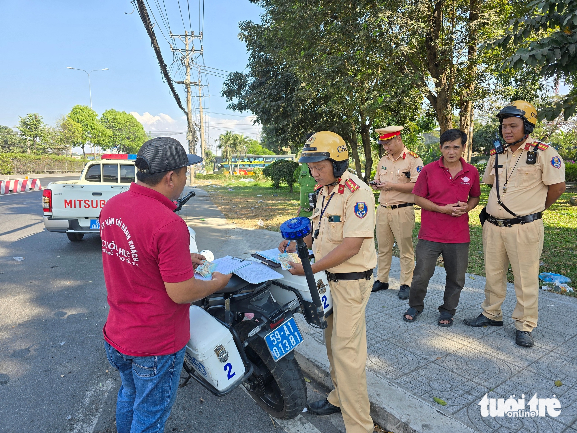 xe khách - Ảnh 8.