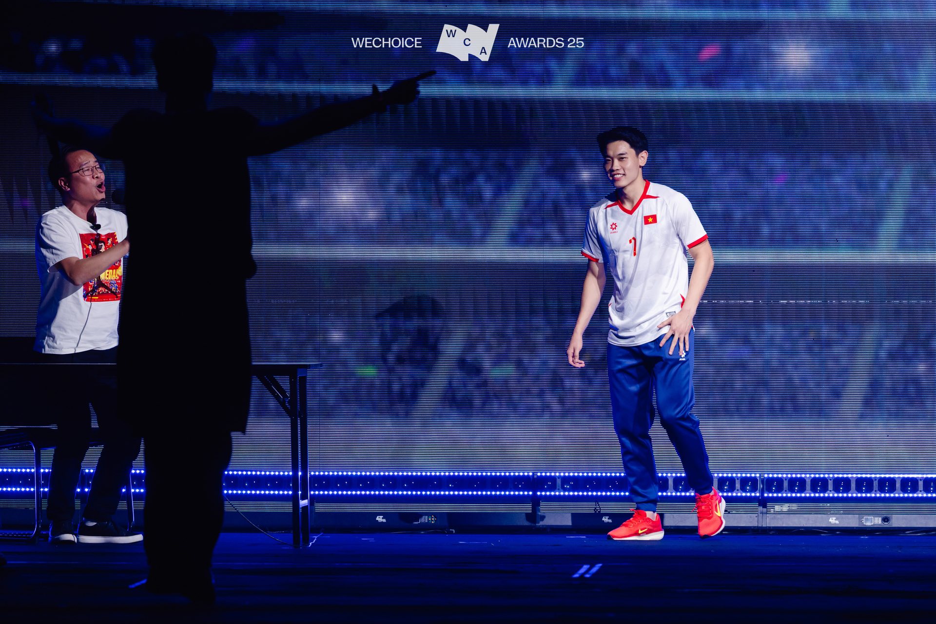 Khoảnh khắc “ngại hết cả Đình Bắc” hút 100 nghìn lượt tương tác, nhạc chiến “cameo