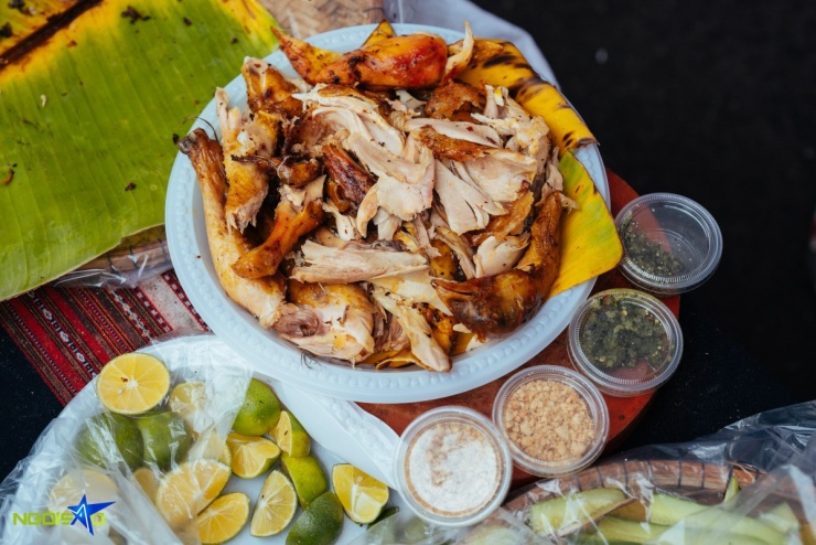 Gà đồi nướng Gia Lai, bún mắm Châu Đốc hút khách tại hội chợ mùa Xuân - 6