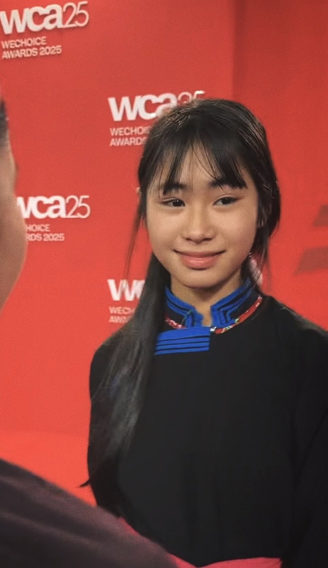 WeChoice 2025 xuất hiện một tiểu mỹ nhân không son phấn nhưng đẹp xao xuyến, hot rần rần cõi mạng- Ảnh 5.