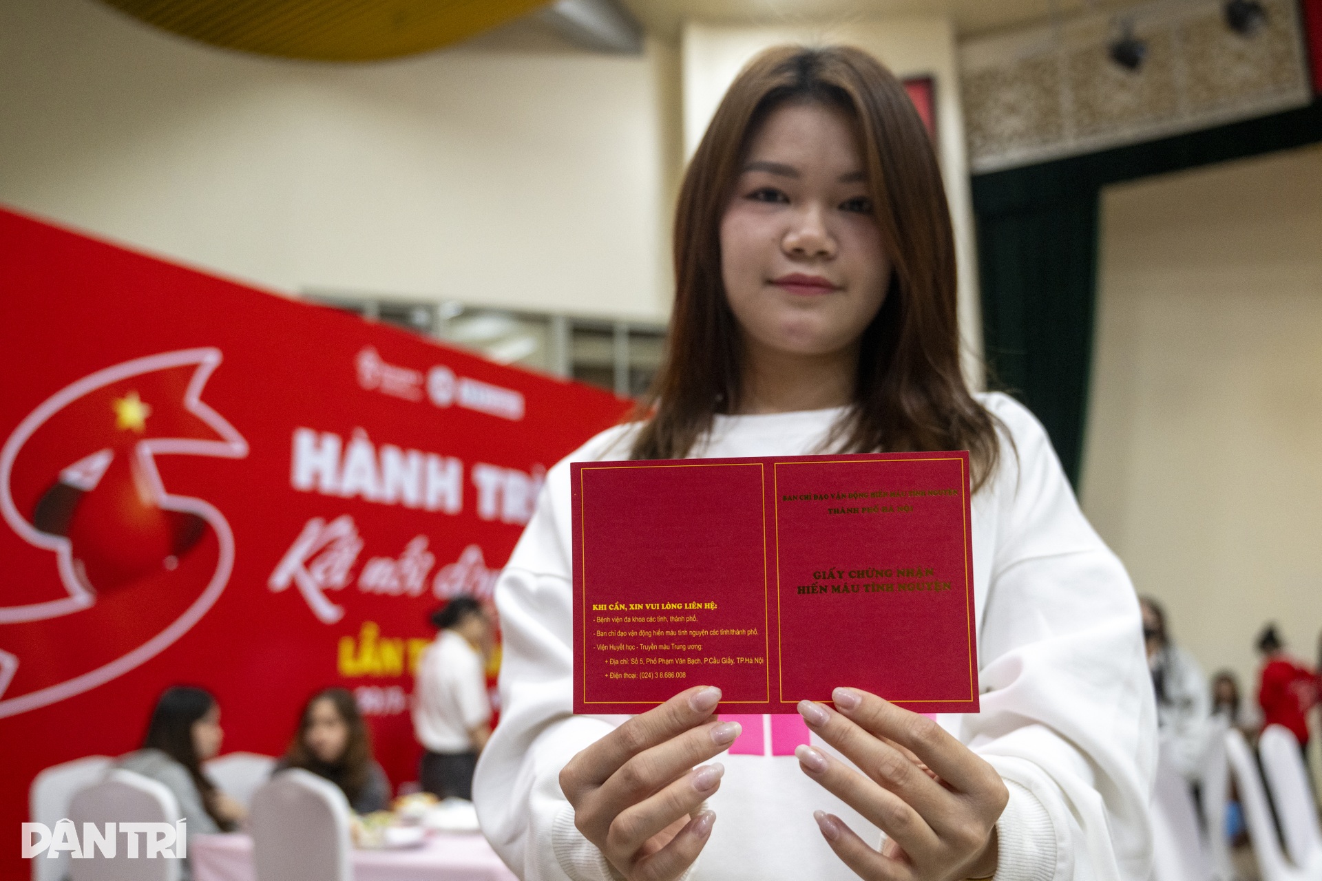 Hà Nội: Dậy từ tinh mơ, đi 40km góp sức cho lời kêu gọi 10.000 đơn vị máu - 13