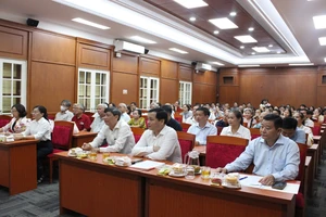 100% cử tri nơi cư trú tín nhiệm Viện trưởng VKSND TP.HCM Lê Văn Đông ứng cử Đại biểu Quốc hội