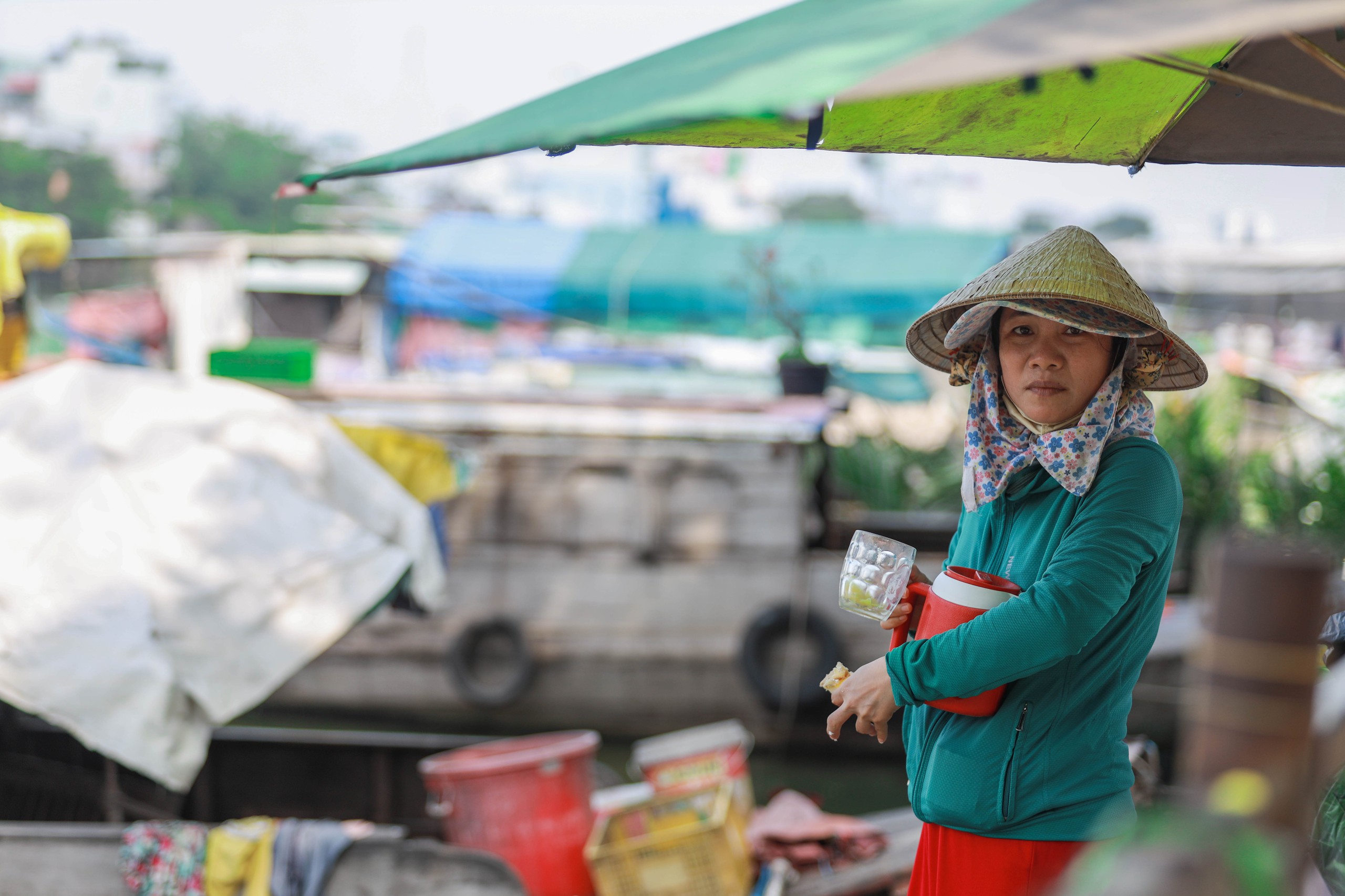 Xóm chợ nổi miền Tây ở TP.HCM với tết 'lạ': 'Lo tết thiên hạ trước, mình sau'- Ảnh 5.