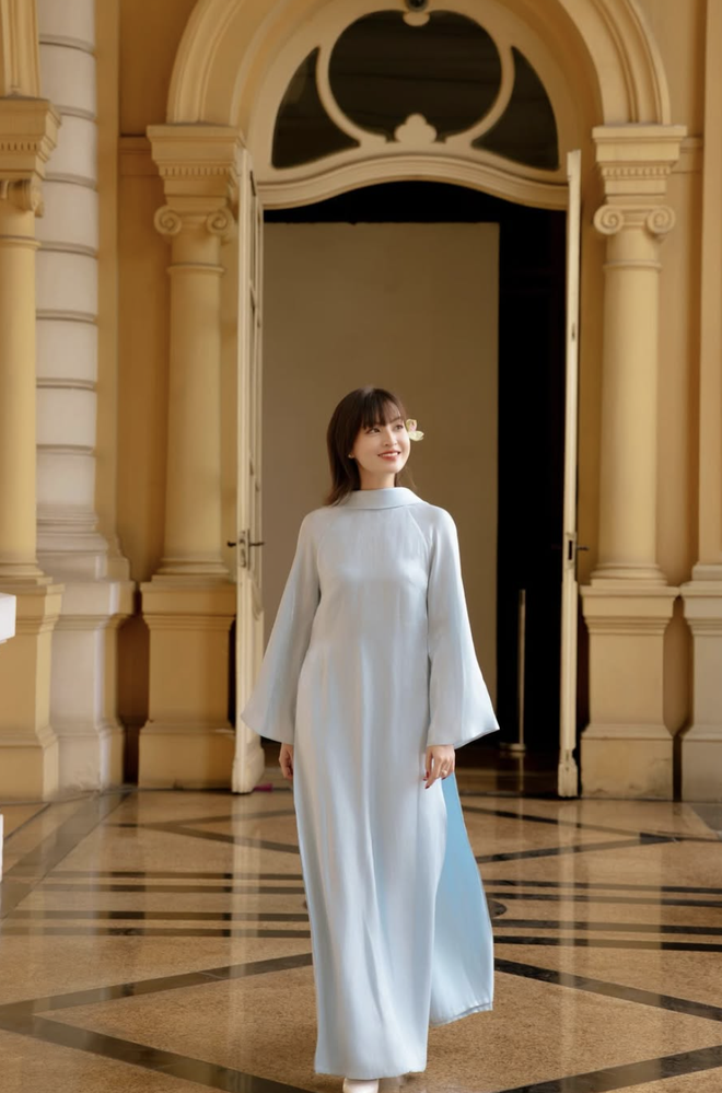 Áo dài cách tân lên ngôi trong tủ đồ đón tết 2026 của quý cô hiện đại- Ảnh 5.