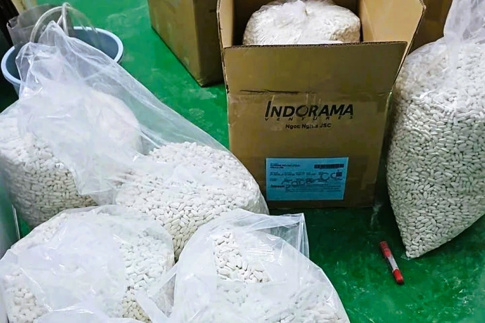 Thủ đoạn trong đường dây thuốc giả, thực phẩm chức năng hàng trăm tỉ đồng - Ảnh 5.