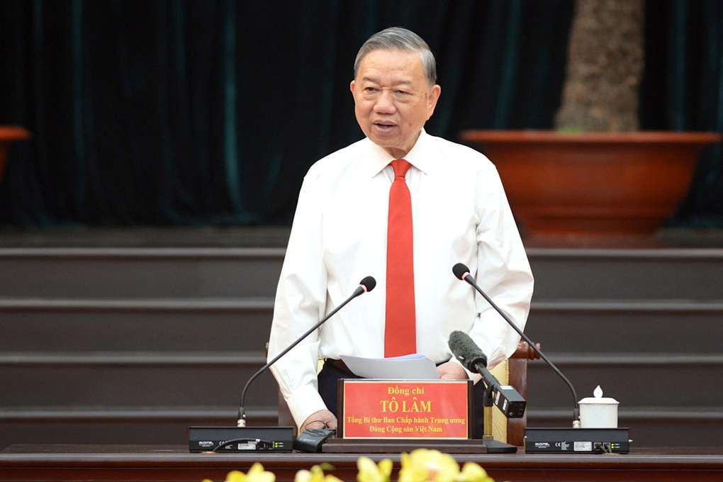 Tổng Bí thư: TPHCM cần là nơi để Trung ương yên tâm giao những việc khó - 2