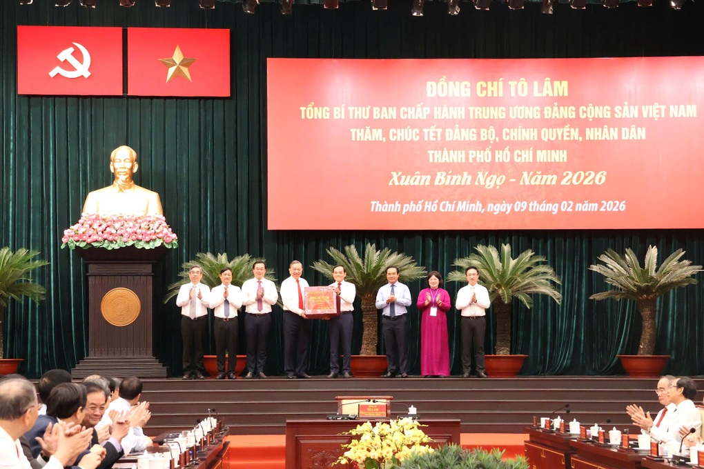 Tổng Bí thư: TPHCM cần là nơi để Trung ương yên tâm giao những việc khó - 3