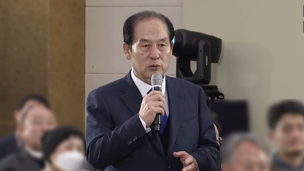 Quan chức Hàn Quốc phát ngôn “nhập khẩu trinh nữ” bị khai trừ đảng- Ảnh 1.