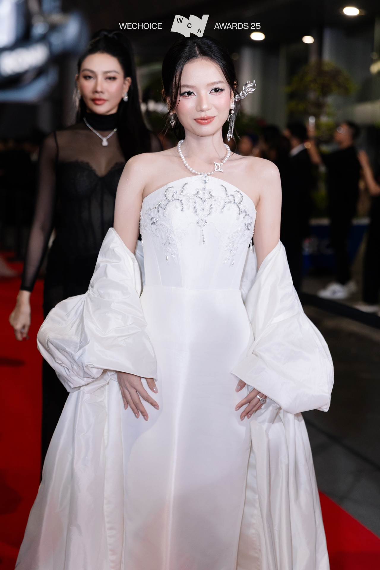 Thần tiên tỷ tỷ đẹp điên đảo của WeChoice 2025 khiến netizen liên tưởng tới tiểu công chúa thế hệ mới của Cbiz- Ảnh 2.