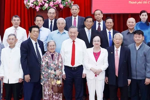 Tổng Bí thư Tô Lâm gặp mặt các nguyên Ủy viên Trung ương Đảng khu vực phía Nam