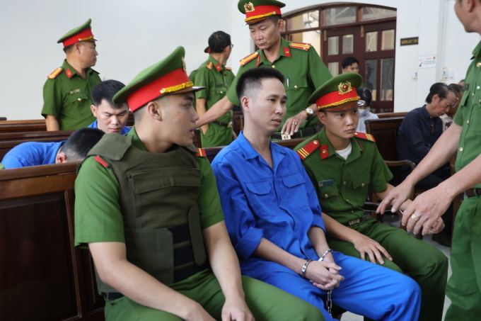 Tùng tại phiên tòa hôm nay. Ảnh: Phước Tuấn