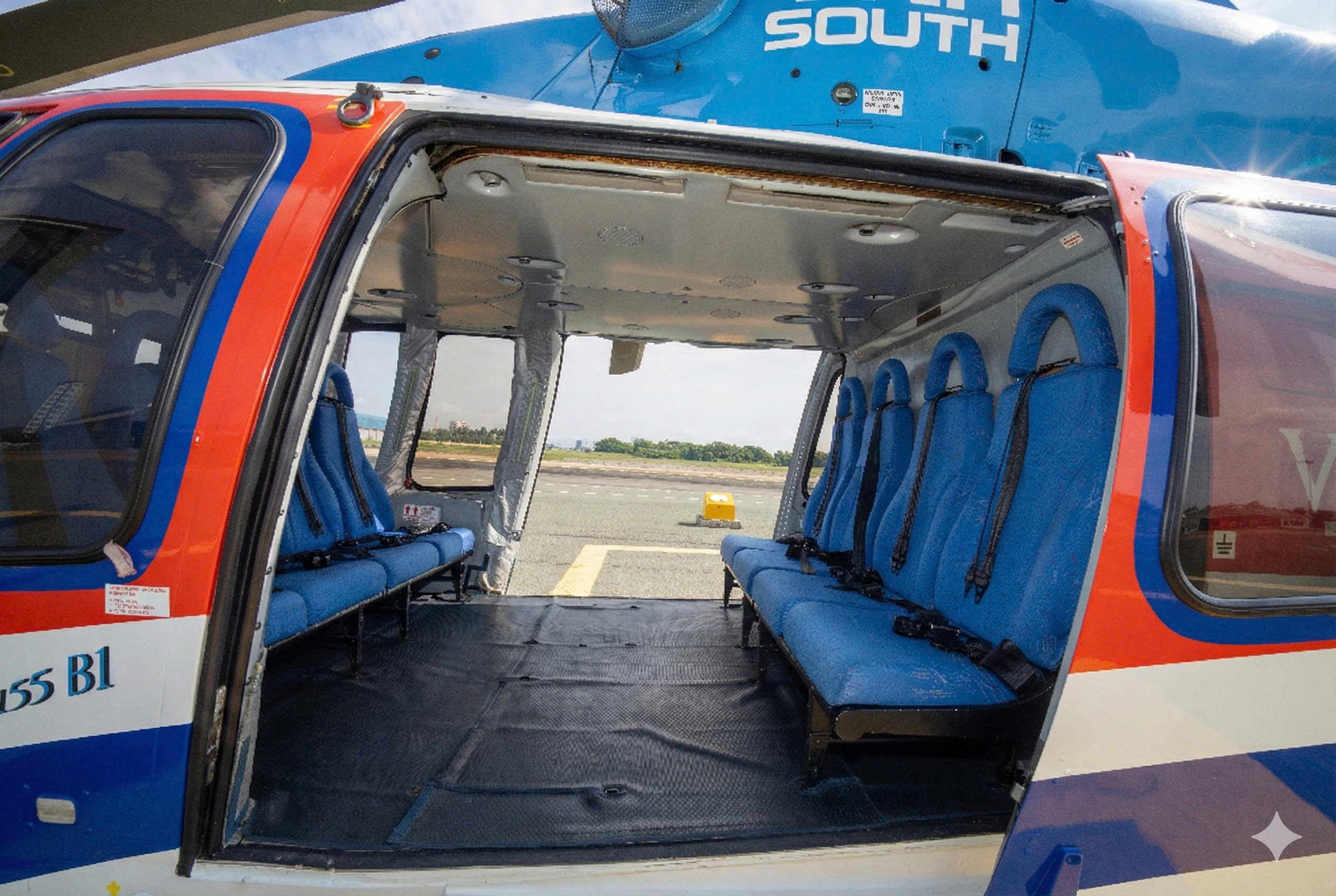 Giá Tour trực thăng ngắm TPHCM từ trên cao trong năm 2026 là bao nhiêu? - Ảnh 3.